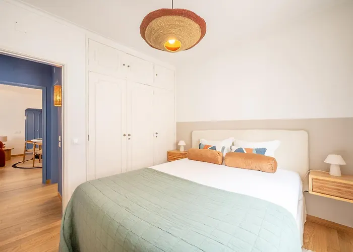 Blue Tide - Two Bedroom Apartment