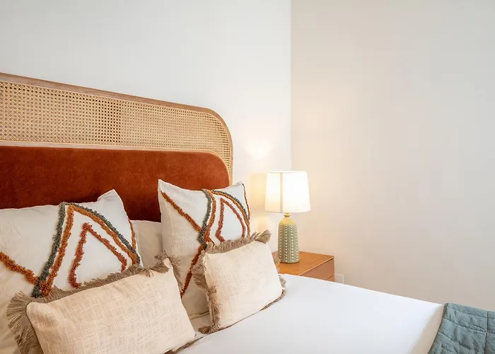 Blue Tide - Two Bedroom Apartment